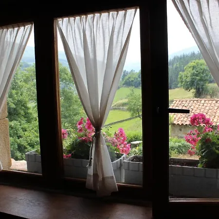 El Refugio De Luena Chalet *