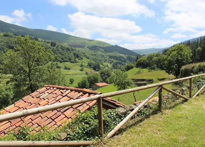 El Refugio De Luena Chalet *