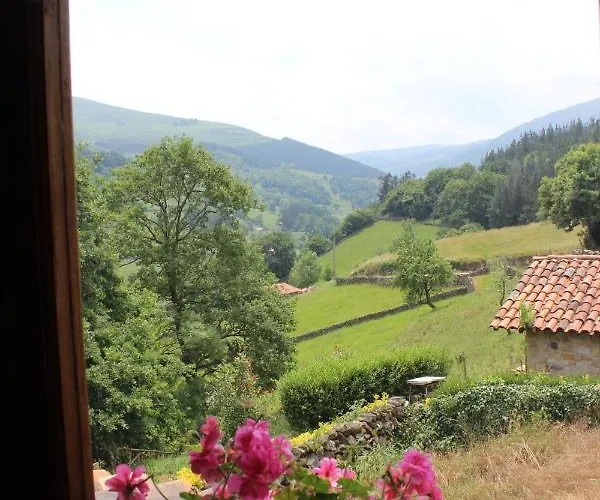 El Refugio De Luena Chalet